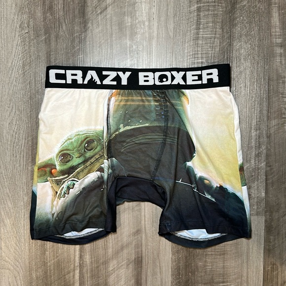 Star Wars The Mandalorian Baby Yoda Crazy Boxer Boxer Brief - Medium - Picture 1 of 3